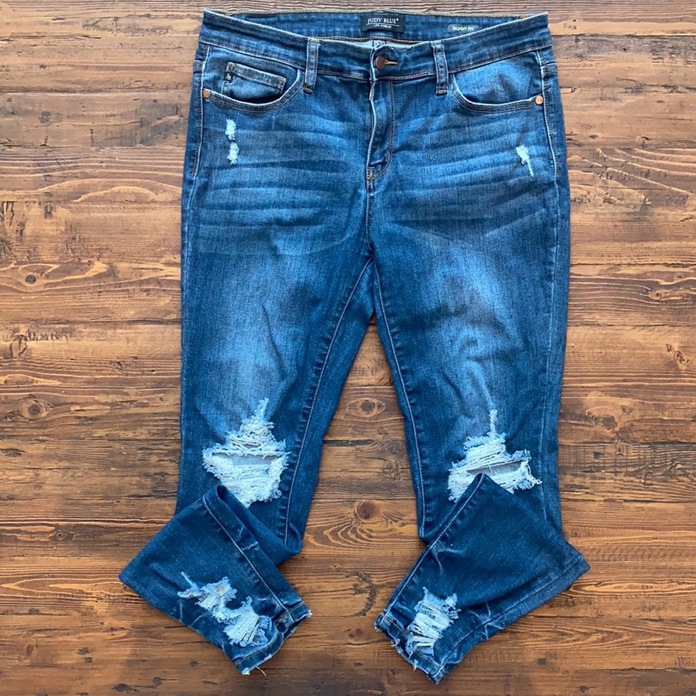 Judy Blue Distressed Skinny Fit Jean